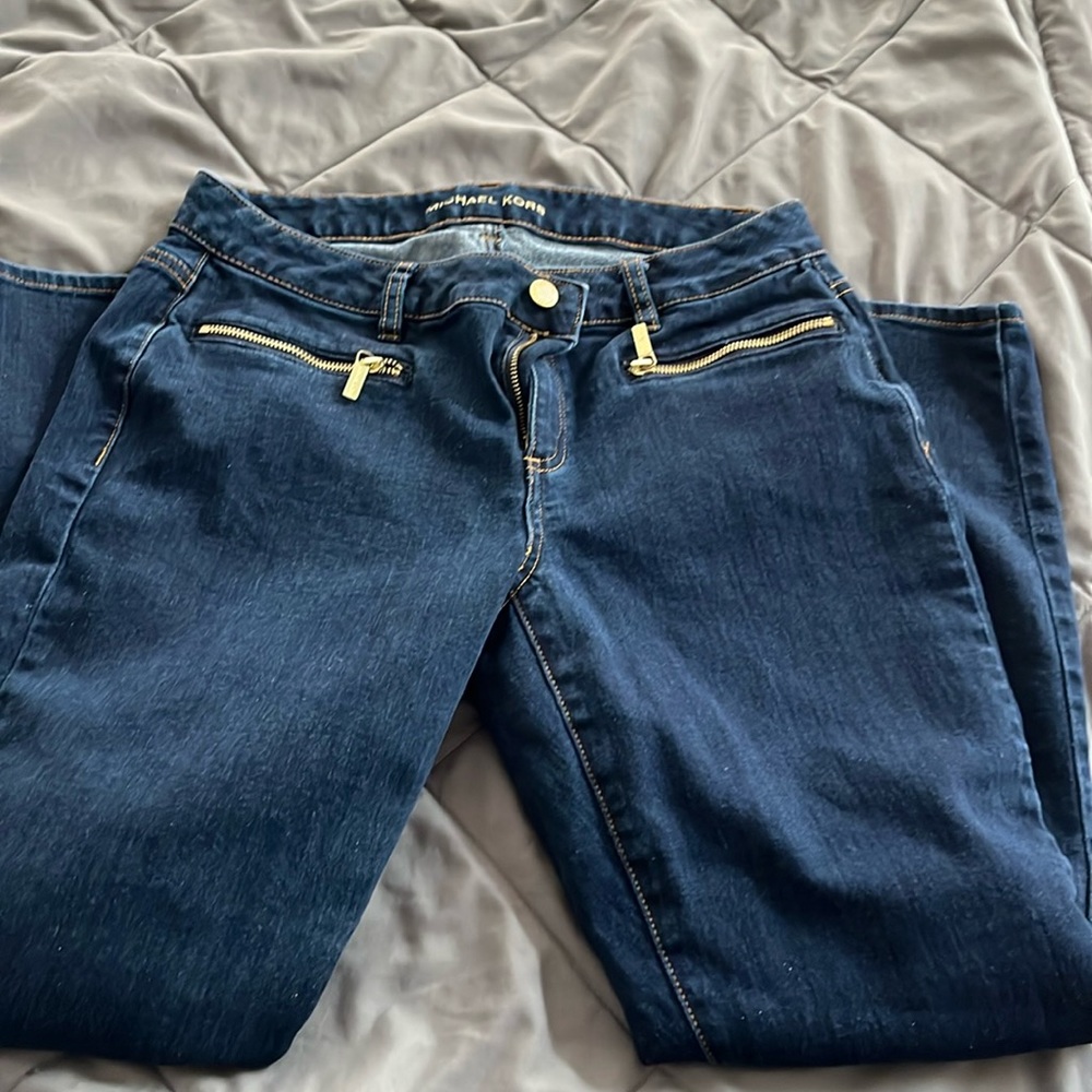 Michael Kors jeans with zipper pockets. Size 8 Like new!!